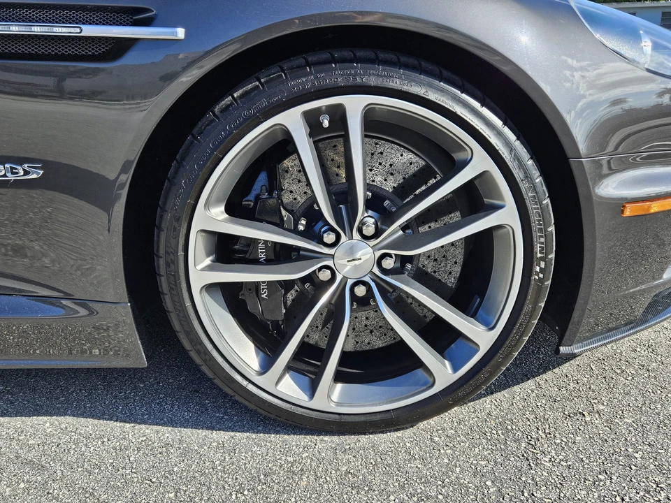 2011 Aston Martin DBS (2008-2012) - Image 22 of 31