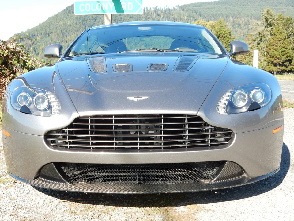 2011 Aston Martin V12 Vantage (2010-2018) - Image 18 of 31