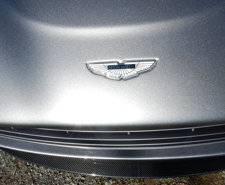 2011 Aston Martin V12 Vantage (2010-2018) - Image 26 of 31