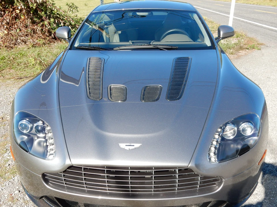 2011 Aston Martin V12 Vantage (2010-2018) - Image 20 of 31