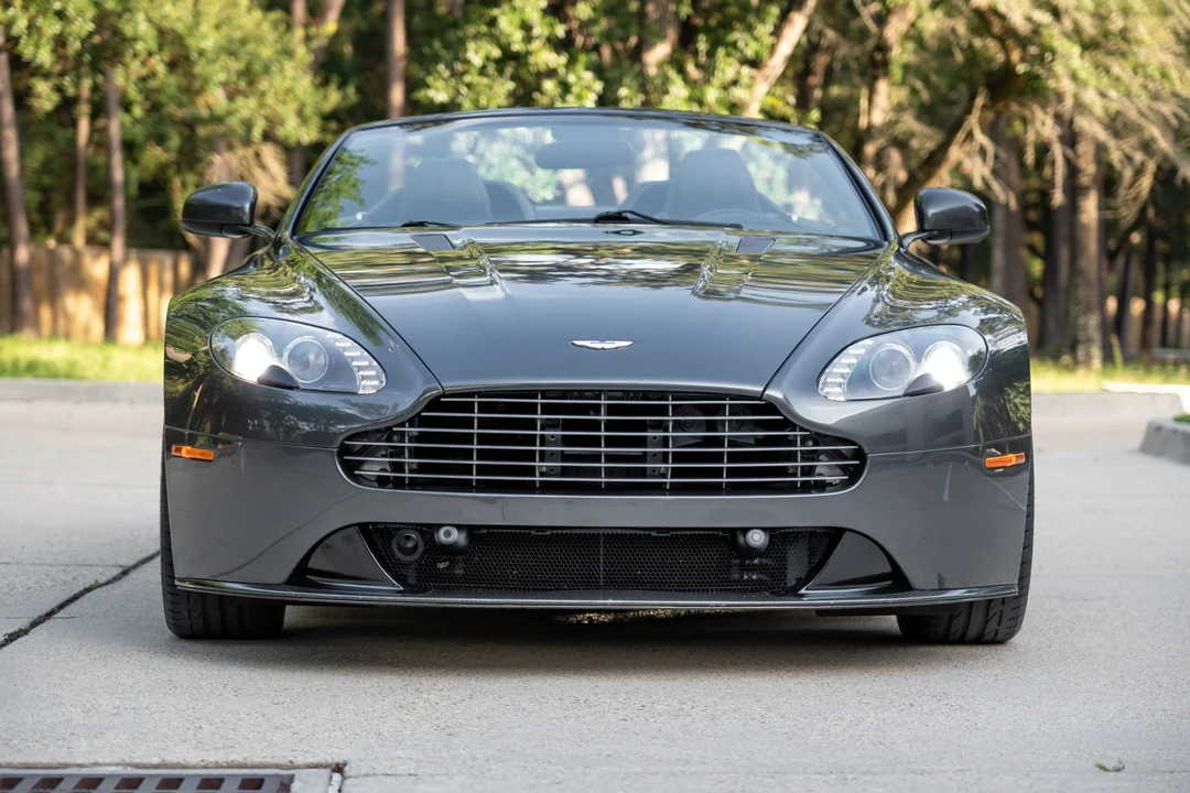 2011 Aston Martin V8 Vantage (2006-2017) - Image 19 of 31