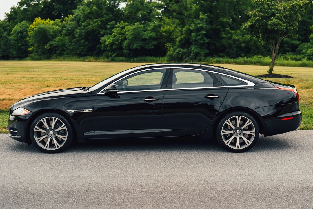 2011 Jaguar X351 XJ - Image 14 of 31