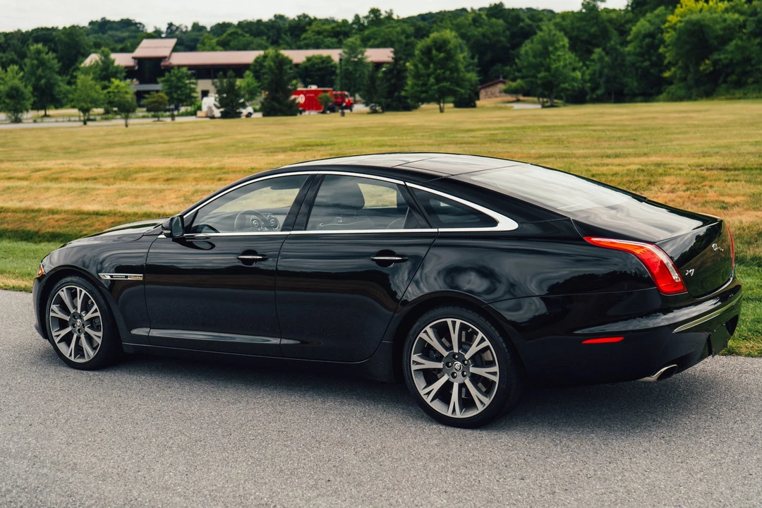 2011 Jaguar X351 XJ - Image 18 of 31