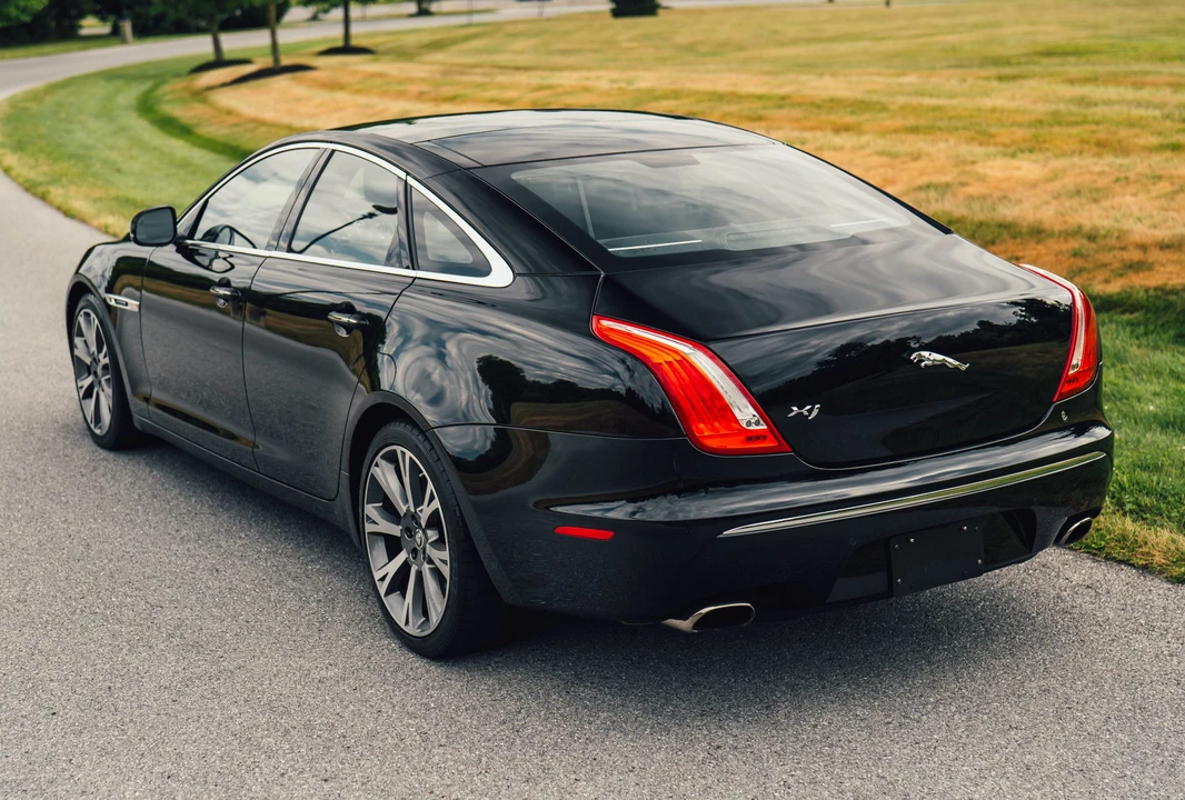 2011 Jaguar X351 XJ - Image 22 of 31