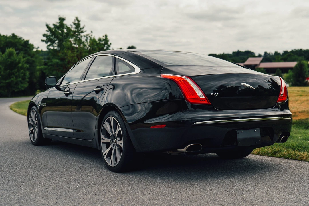 2011 Jaguar X351 XJ - Image 23 of 31