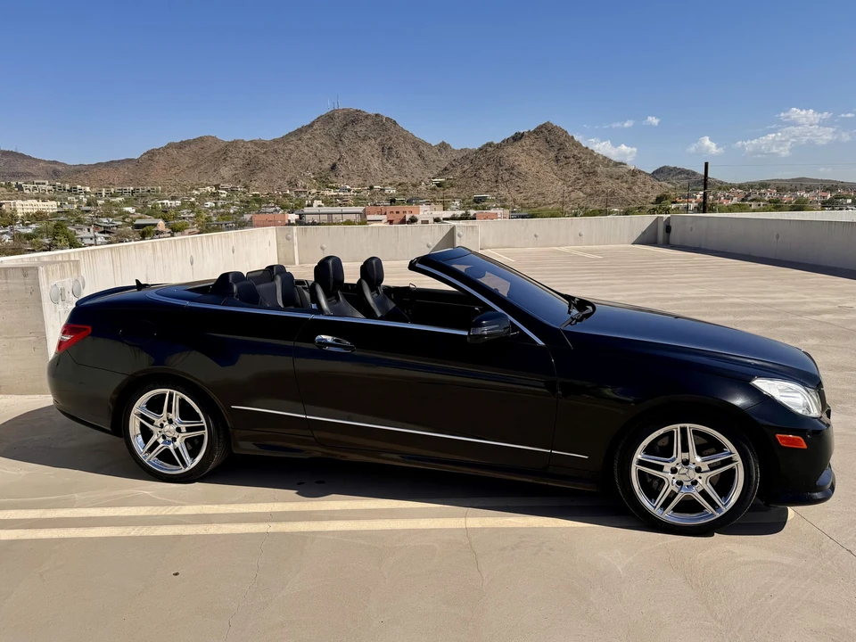 2011 Mercedes-Benz C207/A207 E-Class Coupe & Convertible - Image 2 of 31