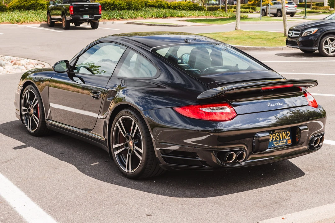 2011 Porsche 997 Turbo - Image 18 of 31