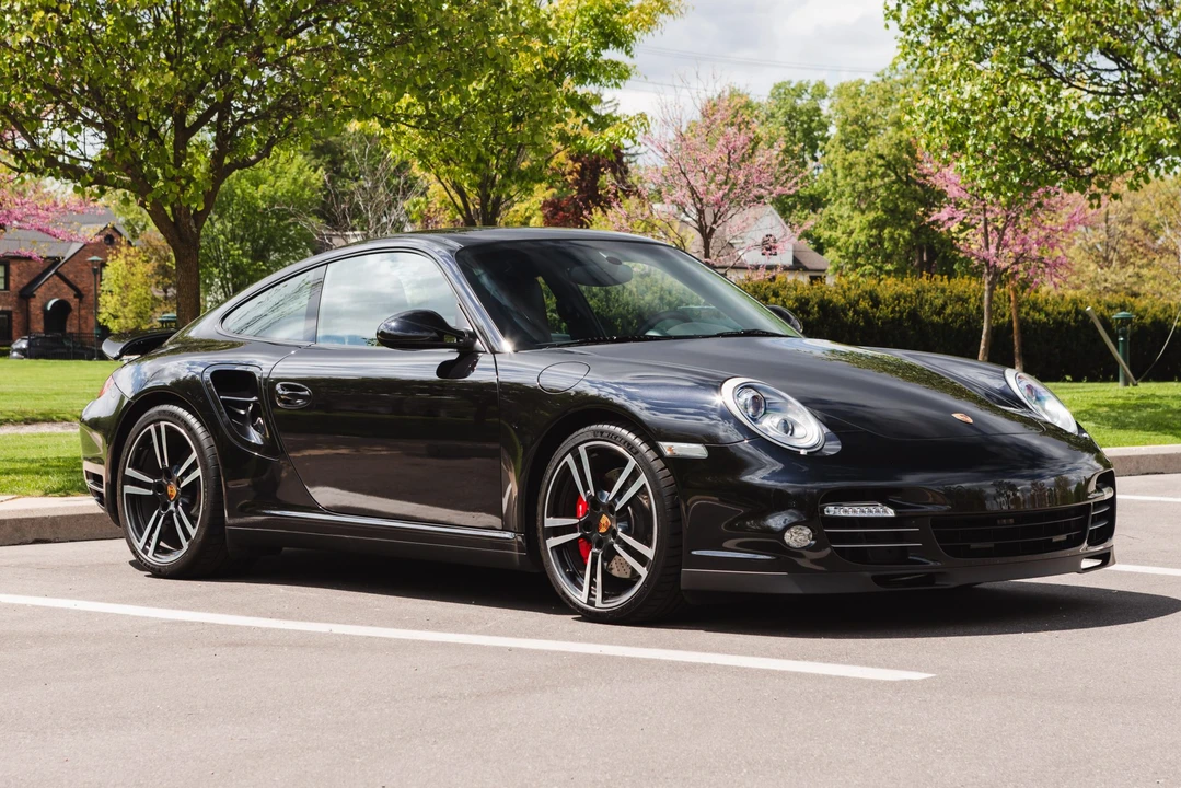 2011 Porsche 997 Turbo - Image 23 of 31