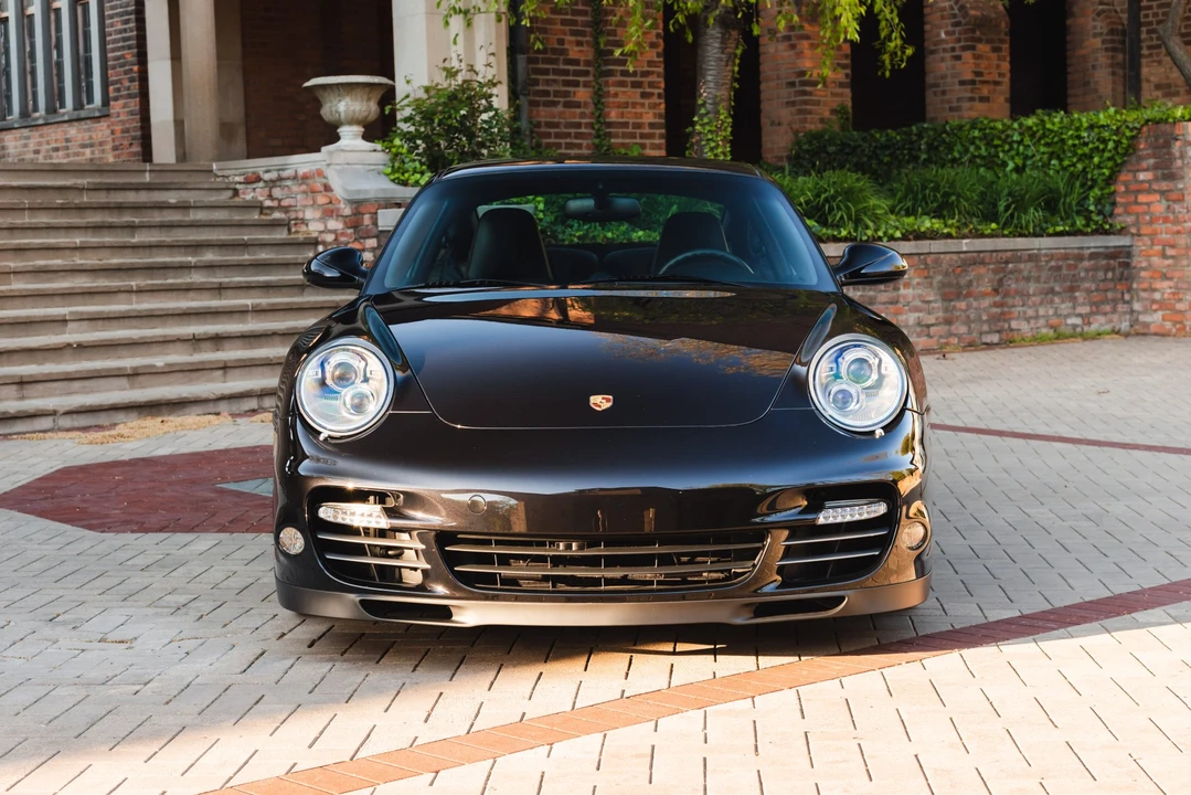 2011 Porsche 997 Turbo - Image 5 of 31