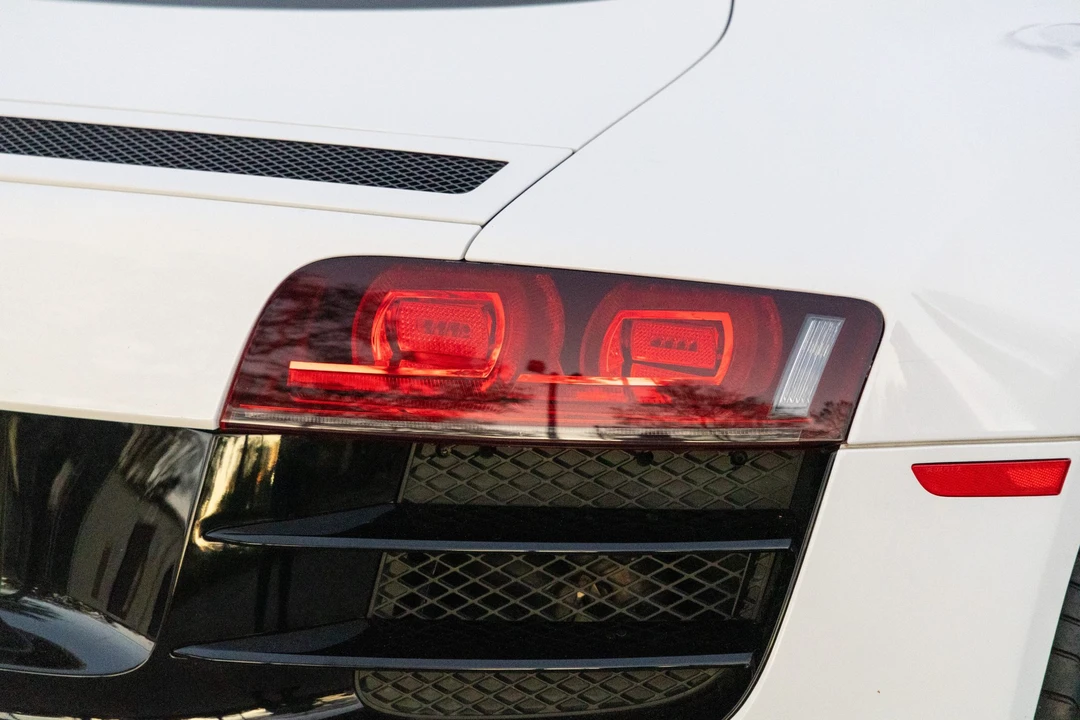 2012 Audi 42 R8 - Image 16 of 31