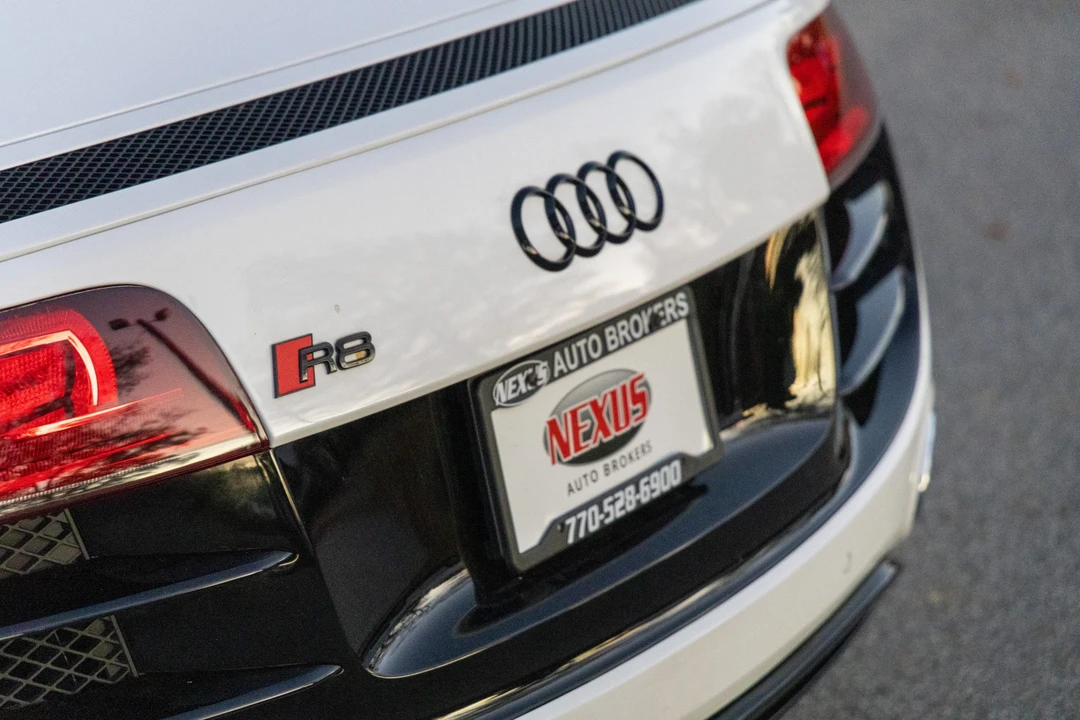 2012 Audi 42 R8 - Image 14 of 31