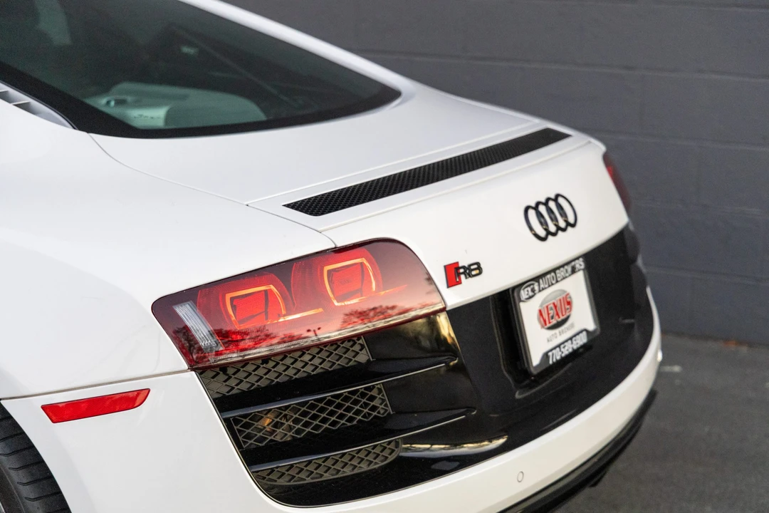 2012 Audi 42 R8 - Image 13 of 31