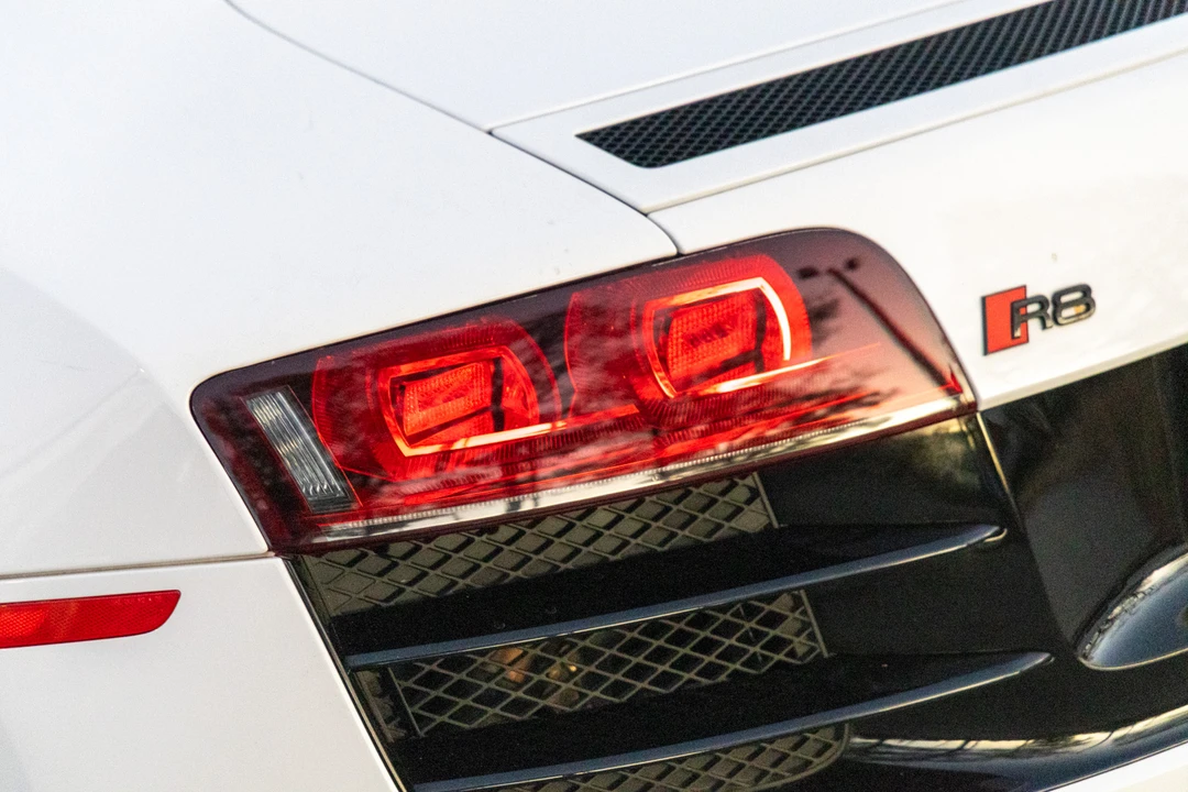 2012 Audi 42 R8 - Image 15 of 31