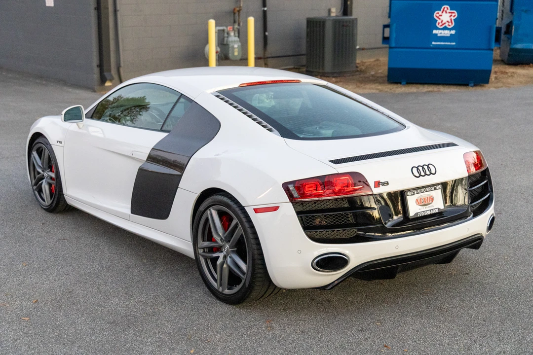 2012 Audi 42 R8 - Image 8 of 31