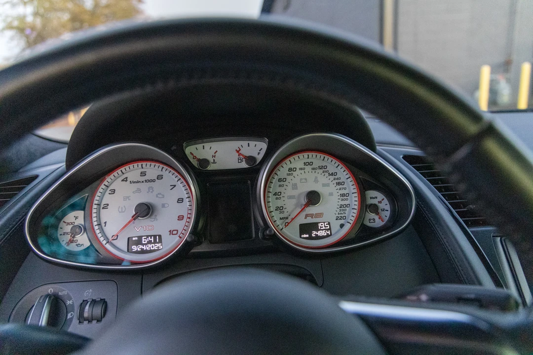 2012 Audi 42 R8 - Image 25 of 31