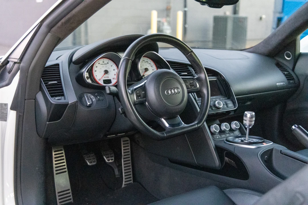 2012 Audi 42 R8 - Image 19 of 31