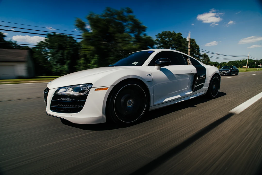 2012 Audi 42 R8 - Image 25 of 31
