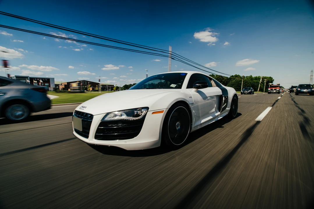 2012 Audi 42 R8 - Image 24 of 31