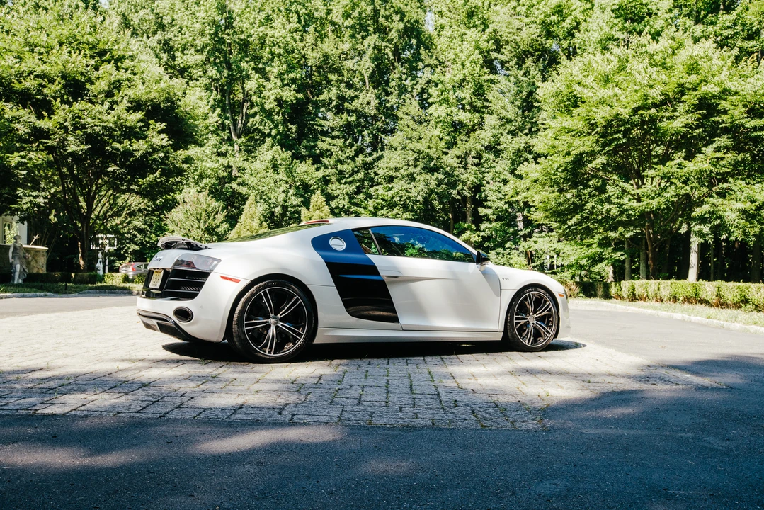 2012 Audi 42 R8 - Image 13 of 31