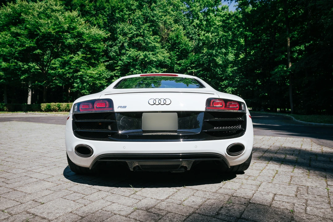 2012 Audi 42 R8 - Image 10 of 31