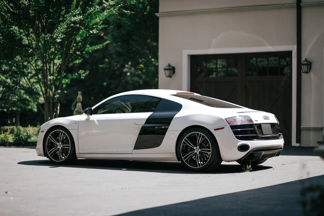 2012 Audi 42 R8 - Image 7 of 31