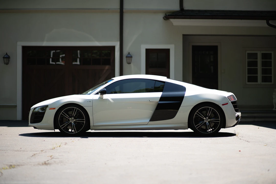 2012 Audi 42 R8 - Image 6 of 31