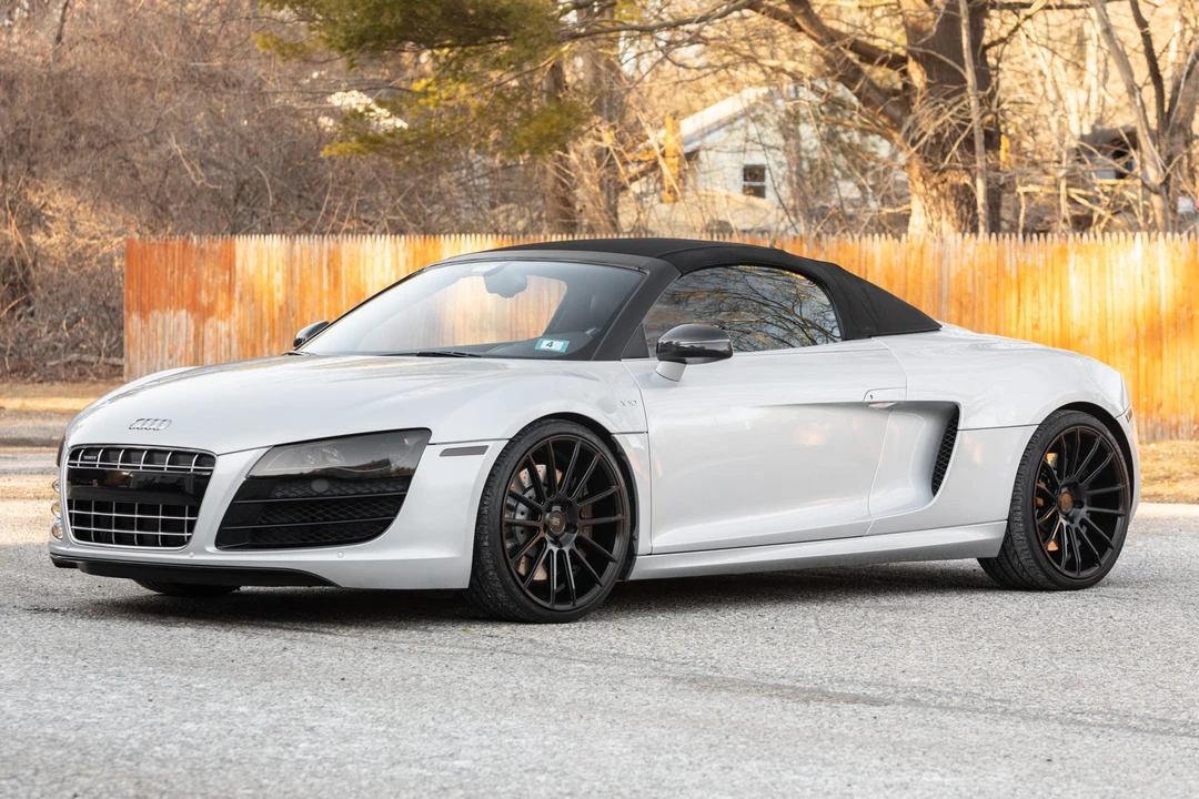 2012 Audi 42 R8 - Image 2 of 31