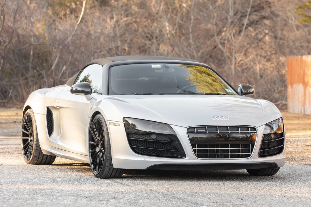 2012 Audi 42 R8 - Image 9 of 31