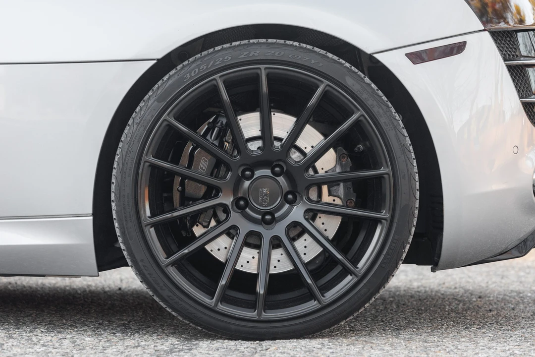 2012 Audi 42 R8 - Image 28 of 31