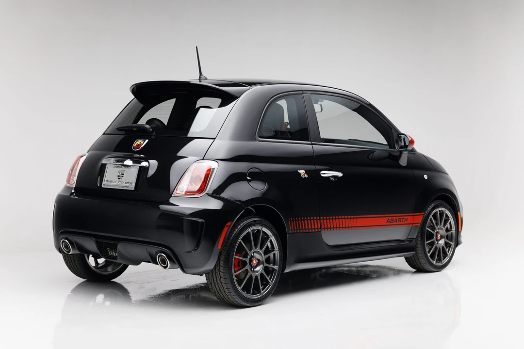 2012 Fiat Abarth 500 - Image 10 of 31