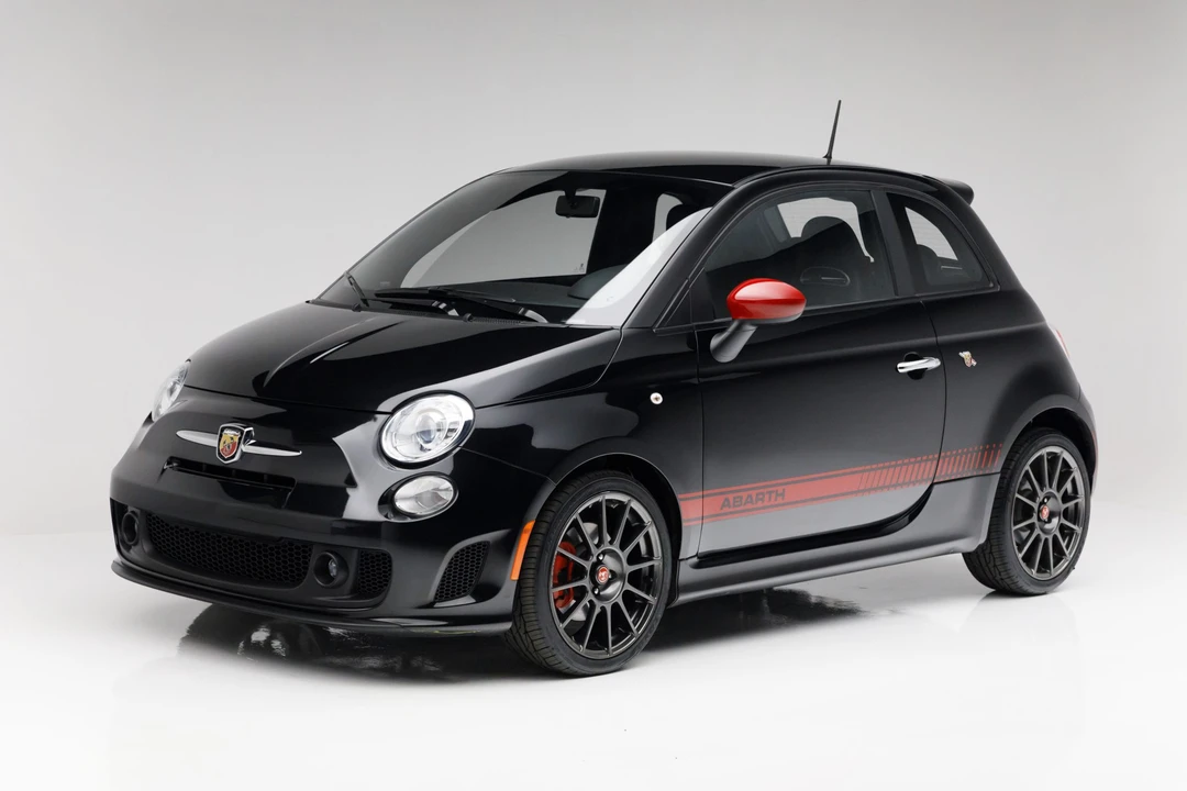 2012 Fiat Abarth 500 - Image 3 of 31