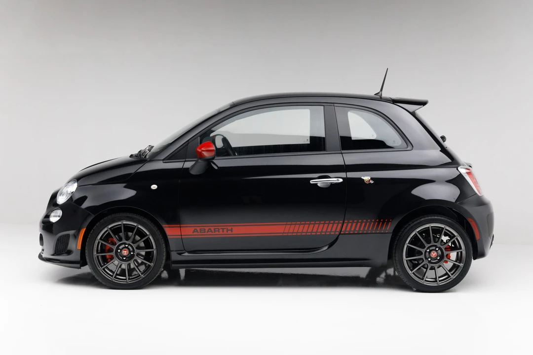 2012 Fiat Abarth 500 - Image 5 of 31