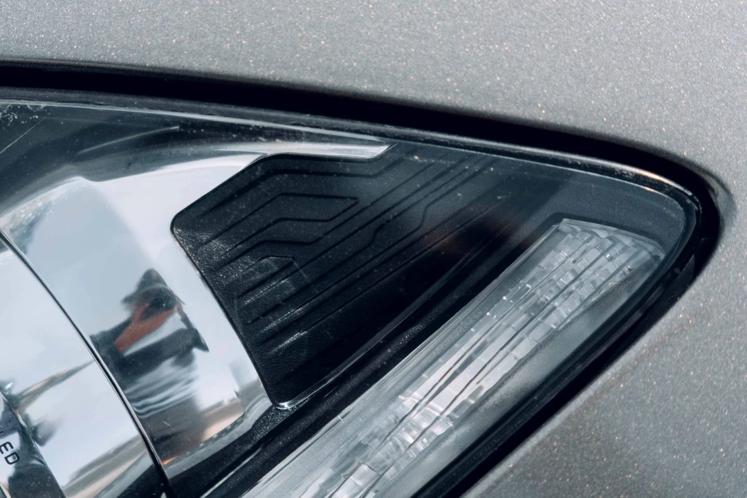 2012 Fisker Karma - Image 30 of 31