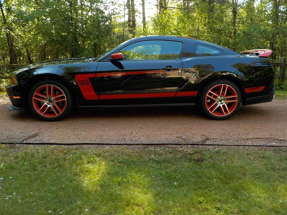 2012 Ford S197 Mustang Boss 302 - Image 11 of 31