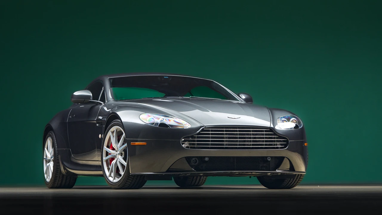 2013 Aston Martin V8 Vantage (2006-2017) - Image 4 of 31