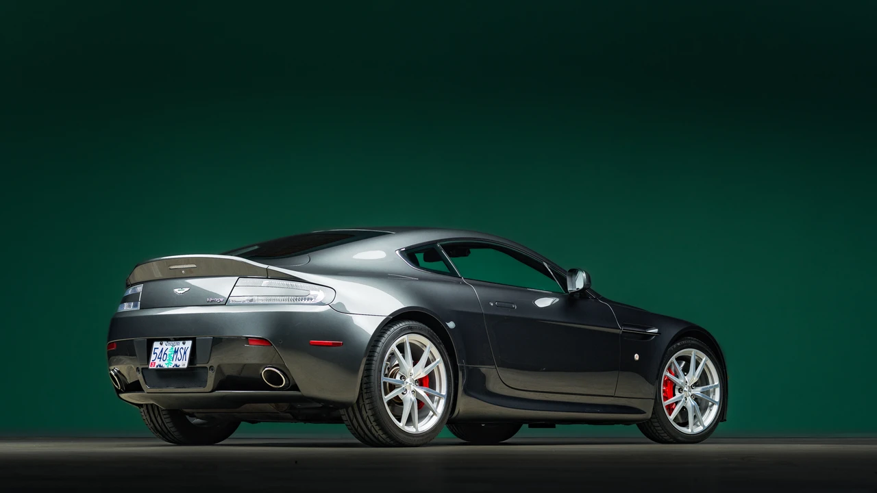 2013 Aston Martin V8 Vantage (2006-2017) - Image 6 of 31