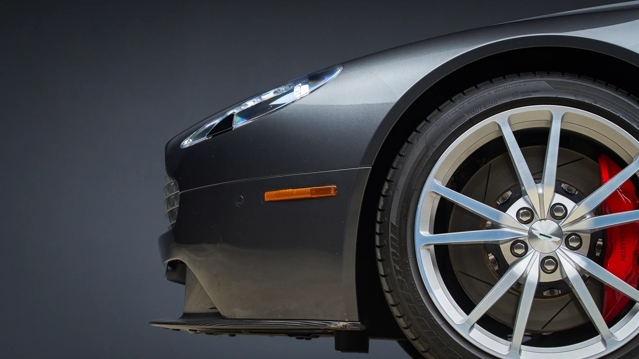 2013 Aston Martin V8 Vantage (2006-2017) - Image 17 of 31