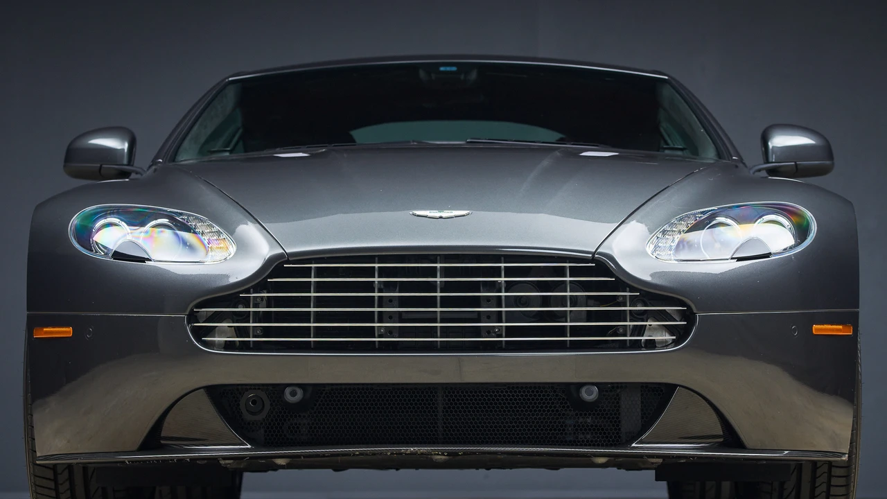 2013 Aston Martin V8 Vantage (2006-2017) - Image 13 of 31