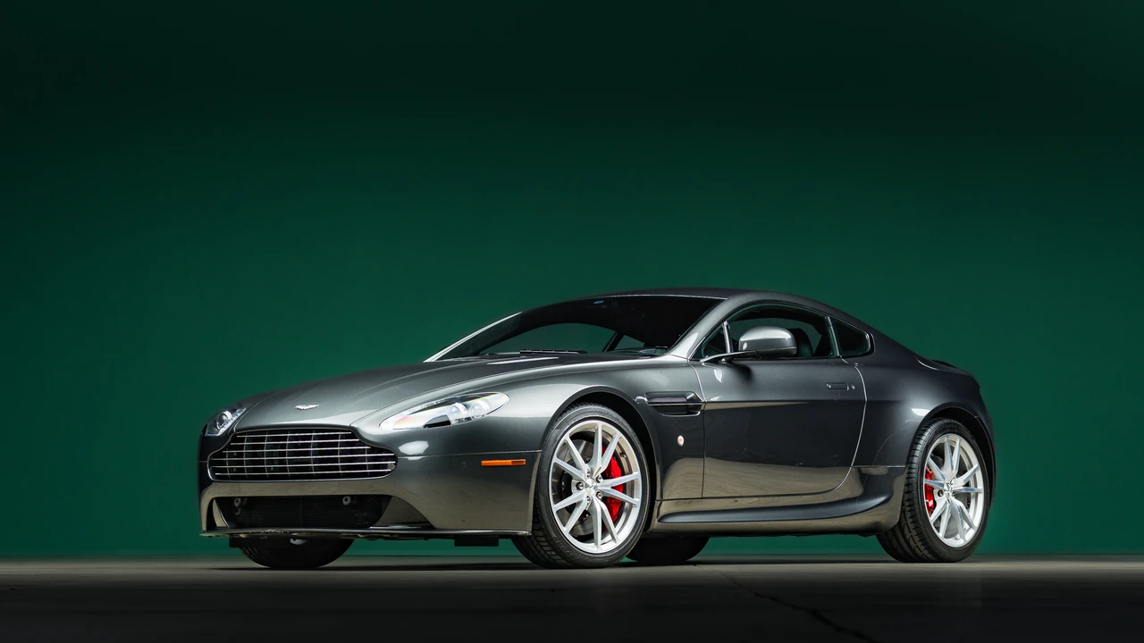 2013 Aston Martin V8 Vantage (2006-2017) - Image 12 of 31