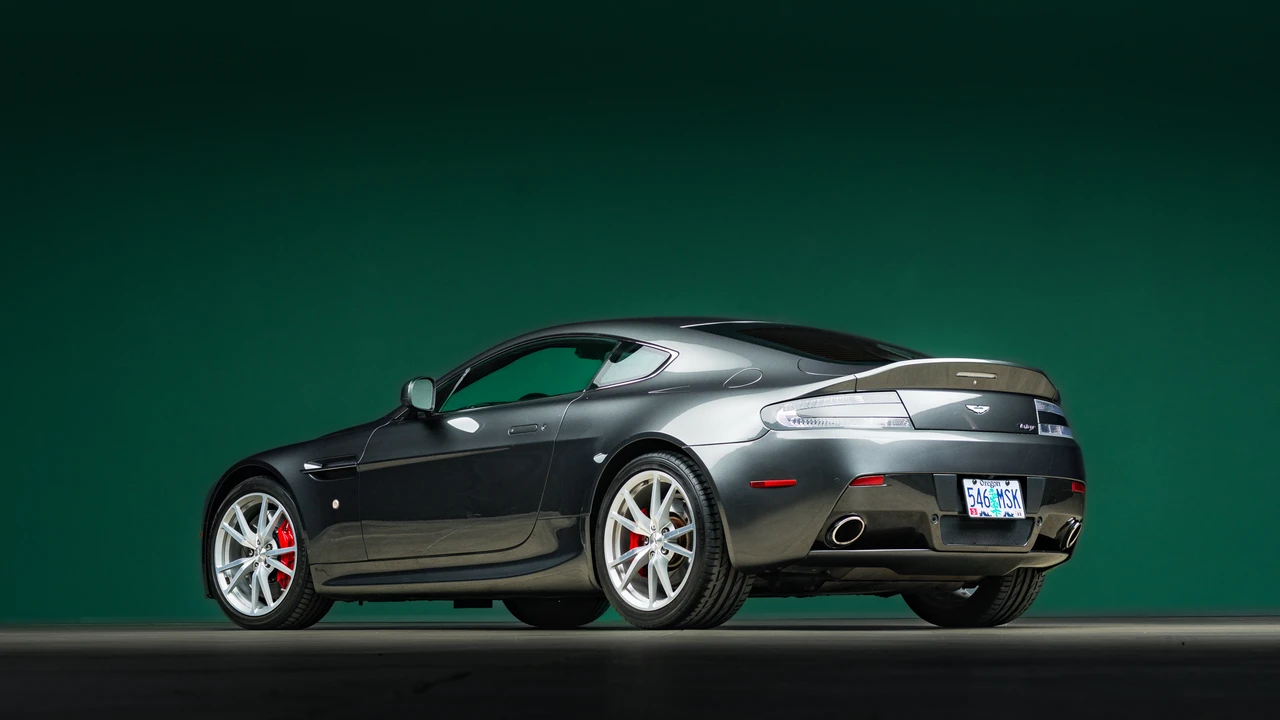 2013 Aston Martin V8 Vantage (2006-2017) - Image 10 of 31