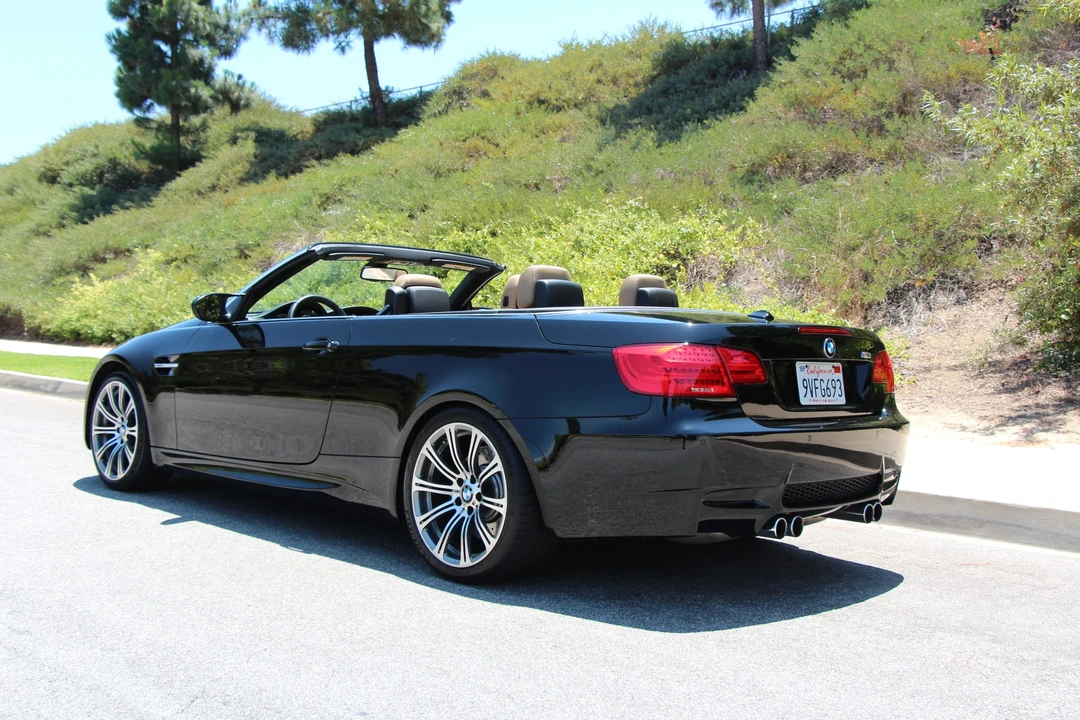 2013 BMW E93 M3 Convertible - Image 5 of 31