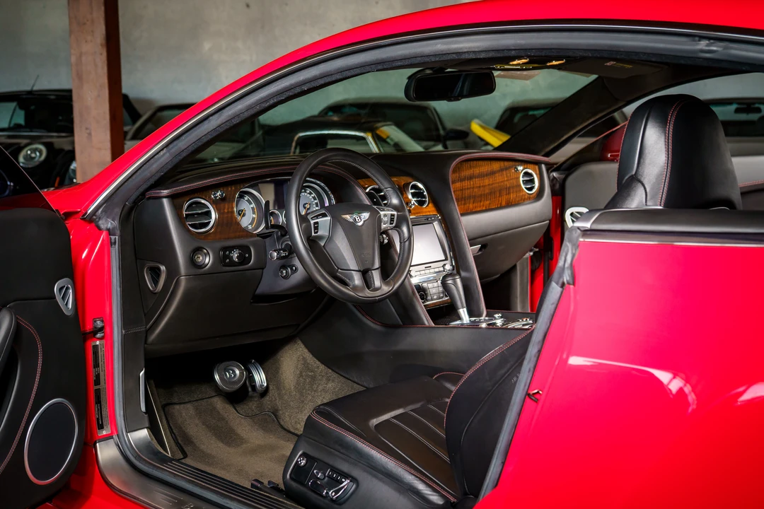 2013 Bentley Continental GT V8 2nd Gen - Image 4 of 31