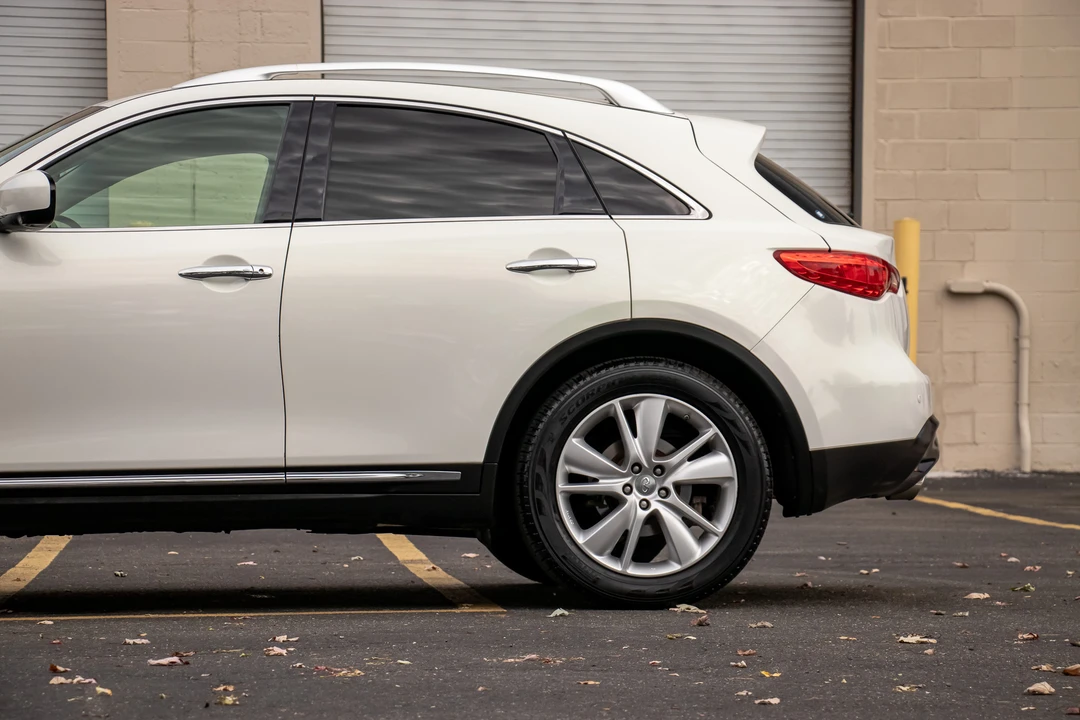 2013 Infiniti FX/QX 2nd Gen - Image 28 of 31