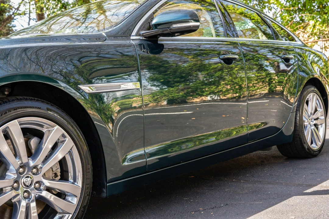 2013 Jaguar X351 XJ - Image 17 of 31