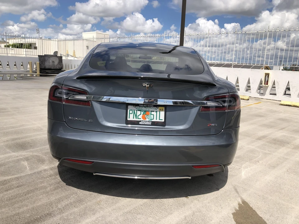 2013 Tesla Model S - Image 16 of 31