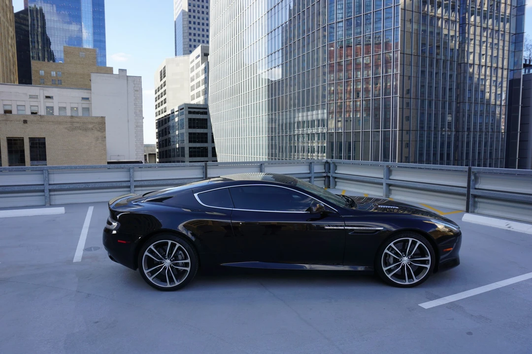2014 Aston Martin DB9 - Image 14 of 31
