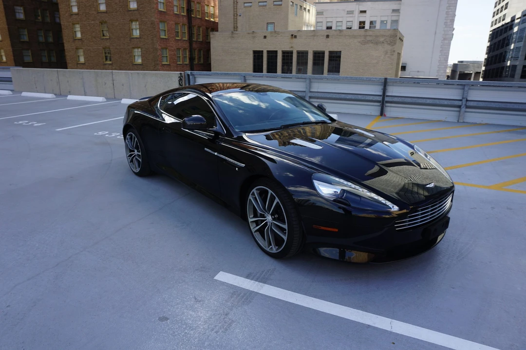 2014 Aston Martin DB9 - Image 23 of 31