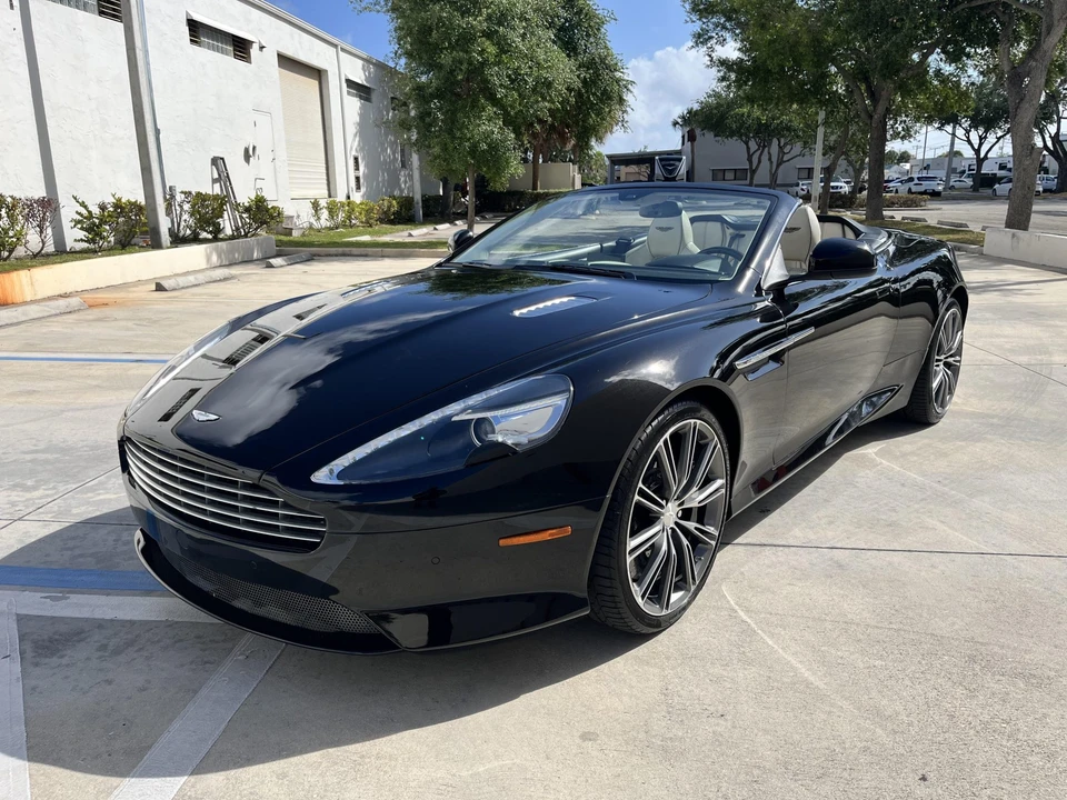 2014 Aston Martin DB9 - Image 3 of 31
