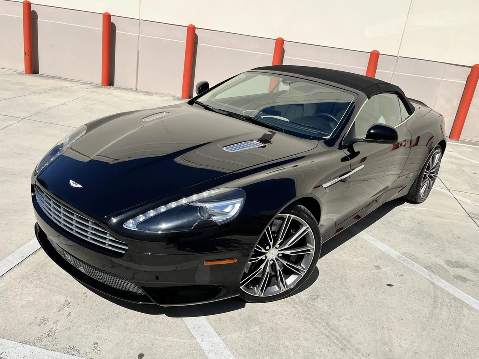 2014 Aston Martin DB9 - Image 25 of 31