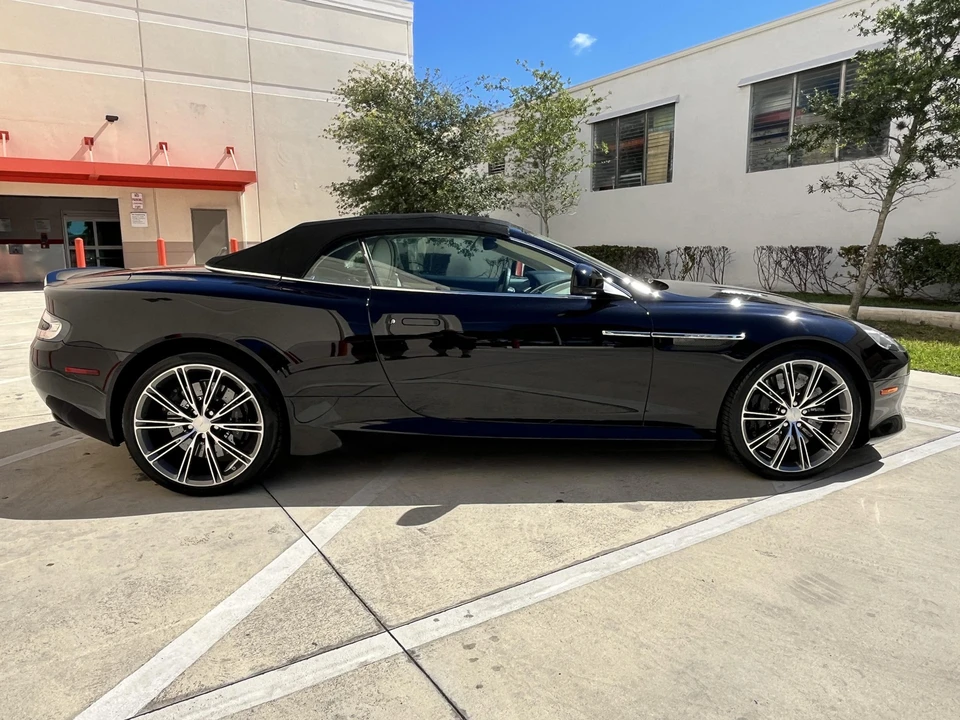 2014 Aston Martin DB9 - Image 28 of 31